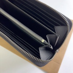 yuukiさま　COACH ブラック•ホワイト 長財布　2個セットの画像