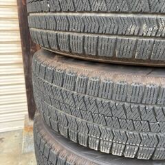 195 65 15　スタッドレス　ブリヂストン　VRX2　プリウス　タイヤホイールセット　2017の画像