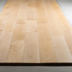 バーチ材フローリング！未使用！1箱5,000円｜バラ売り可　まとめ買い歓迎!!の画像