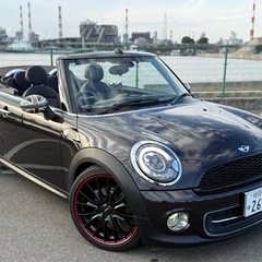 BMW MINI カスタム多数 遊びクルマ オープンカー R57 ミニクーパー コンバーチブル 電動オープンカー 本革 シートヒーター 車検R9年10月の画像