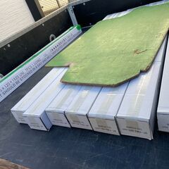 バーチ材フローリング！未使用！1箱5,000円｜バラ売り可　まとめ買い歓迎!!の画像