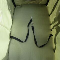 美品ドッグカート。マンション住まいやシニア犬・小型犬複数飼育している愛犬家にお勧め、とても便利なドッグカートです。マットは洗濯済、その他部分は掃除、消臭＆除菌処理しています。の画像