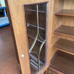 karimoku / カリモク コロニアル サイドボード　当時物 キャビネット 飾り棚 カリモク コロニアル アンティークの画像