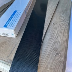 フロアータイル PVC FLOOR TILE-LOOSE LAY
の画像