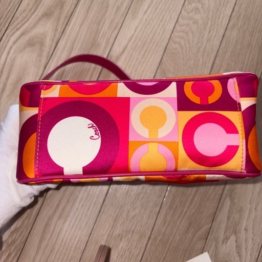 お値下げ　
COACHミニバッグ