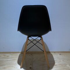 イームズチェア ダイニングチェア ブラック 木足 デザイナーズチェア★S3564Aの画像