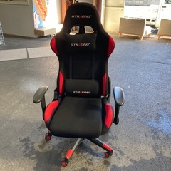 ゲーミングチェアの画像
