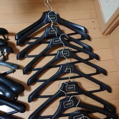 ハンガー２２点（中古品）の画像
