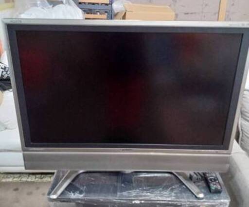 SHARPカラーTV37型LC-37GD3 (SASUKE福祉市場) 西11丁目のテレビ