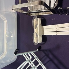 新品あり、米びつやスポンジ置き等のキッチンツールセットの画像