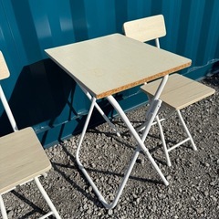 ニトリ折畳イス&テーブルセットの画像