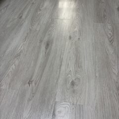 【新品未開封】フロアタイル 4.5畳分＋1枚｜ヴィンテージホワイト｜引取限定の画像