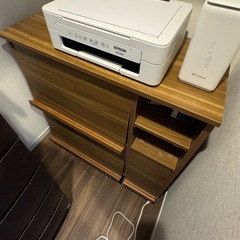 ラック キャビネット 収納 シェルフ 収納ラック 収納家具 リビング収納 ルーター収納 フラップ扉 マガジンラック 棚 スリム 韓国 インテリア 木製 ロータイプ 幅81cm 2段 本棚
の画像