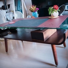 決まりました！
ガラステーブルの画像