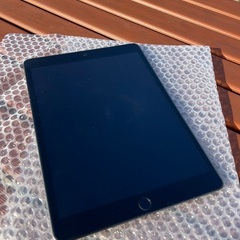 本日（12/18） 21時に二俣川駅で　新品同様 第8世代　iPad（2020）の画像