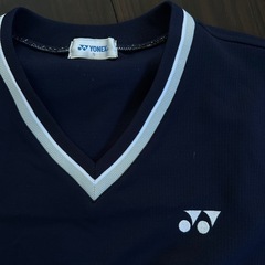 YONEX ネイビー Vネックセーター Sの画像