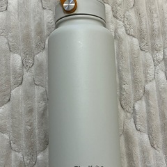 Blackube1リットルタンブラー無料譲渡の画像