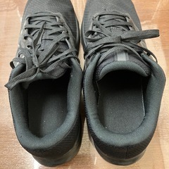 ニューバランス ランニングシューズ M413 2E ブラック 28.5cm スニーカーの画像