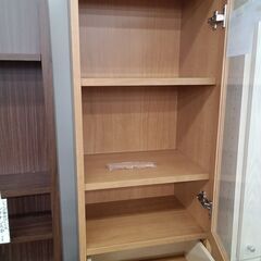★リユースのサカイ水戸店★  スリム食器棚 ライトブラウン H183×D31×W41.5 クリーニング済み MT6769の画像