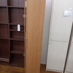 ★リユースのサカイ水戸店★  スリム食器棚 ライトブラウン H183×D31×W41.5 クリーニング済み MT6769の画像