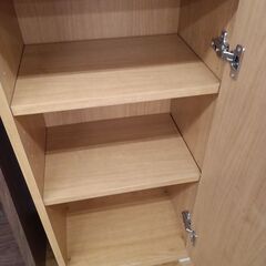 ★リユースのサカイ水戸店★  スリム食器棚 ライトブラウン H183×D31×W41.5 クリーニング済み MT6769の画像