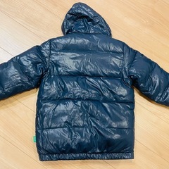 美品　ベネトン　高級ダウンジャケットの画像