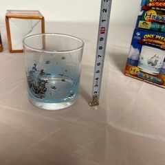 未使用　ワンピース　ロマンスドーン　一番くじ　グラス4個の画像