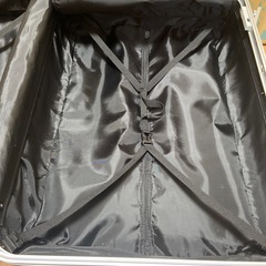 キャリーケースの画像