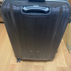 キャリーケースの画像
