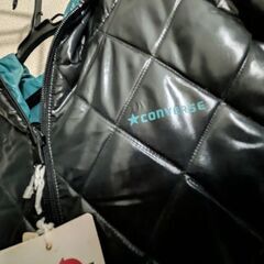 未使用　メンズ　リバーシブルタイプ　コンバース　サイズ　L　Мサイズの方おすすめ　黒×ブルーグリーン　キルティング　上着　の画像