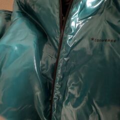 未使用　メンズ　リバーシブルタイプ　コンバース　サイズ　L　Мサイズの方おすすめ　黒×ブルーグリーン　キルティング　上着　の画像