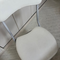 【最終価格】折り畳みテーブル&チェアセットの画像