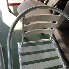 ガーデンチェア　アルミチェア　１個5000円　在庫２個 中古の画像
