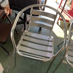 ガーデンチェア　アルミチェア　１個5000円　在庫２個 中古の画像