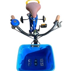 入荷　子供用自転車　14インチ　補助輪あり　の画像