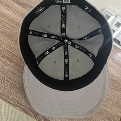 本日引き取りできる方！500円引き！！ニューエラ グレー キャップの画像