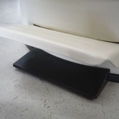 スチール製 ペダルペール 高さ43cm アイボリー フタ付き ペダル式 ゴミ箱 ダストボックス 苫小牧西店 の画像