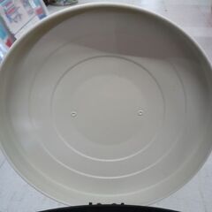 スチール製 ペダルペール 高さ43cm アイボリー フタ付き ペダル式 ゴミ箱 ダストボックス 苫小牧西店 の画像