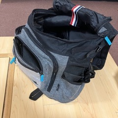 【年内迄】小型犬用ペットキャリーリュック　ペットパラダイスの画像