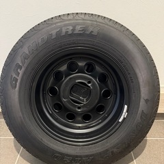 現行　ジムニーシエラ　スペアタイヤの画像