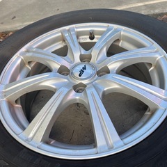 アルミホイール 15インチ×5.5J  オフセット40 ピッチ100  フィット　などの画像