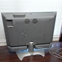 シャープAQUOS 30インチ液晶テレビの画像