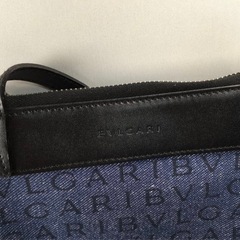 全体美品 BVLGARI ブルガリ ロゴマニア デニム ショルダーバッグ スマホショルダー サコッシュ 男女兼用 ユニセックスBVLGARI の画像