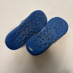 スポーツシューズ【洛西でラグビーを始めるキッズに】の画像