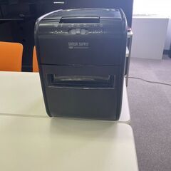 中古シュレッダー　サイズ：W275×D388×H425mmの画像