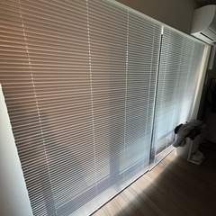 アルミブラインド オーダーメイド カーテンレールの画像