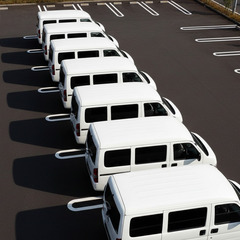 【平日のみ・18:00終了】事務用品の配送／土日祝＋大型連休有／週5日の画像