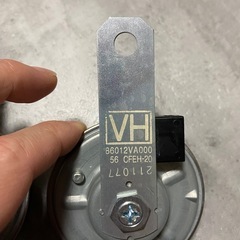 スバル純正　レヴォーグ　ホーンの画像