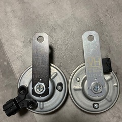 スバル純正　レヴォーグ　ホーンの画像