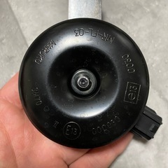 スバル純正　レヴォーグ　ホーンの画像